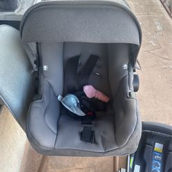 Car Seat For Baby With The Base Great Condición 