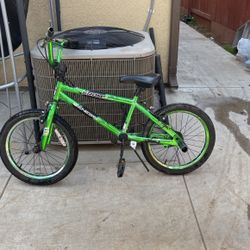 Chrome Bike Size 18
