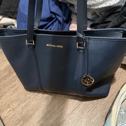 Micheal Kors Tote Bag