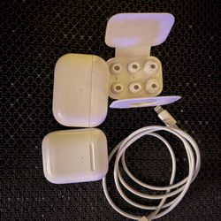 Apple - AirPods Pro 2nd generation