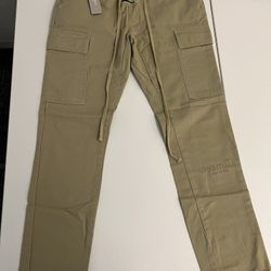FearOfGod Essentials Cargo pants 