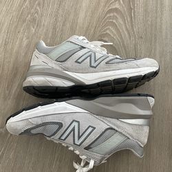 New balance 990v5 size 6