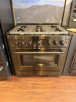 ZLINE Black Stainless Steel 36” Gas Stove 🔥🔥