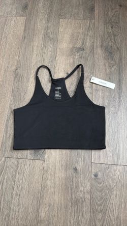 ODODOS Halter Sports Bra for Women Non Padded Strappy Cropped Tops Workout Yoga Crop