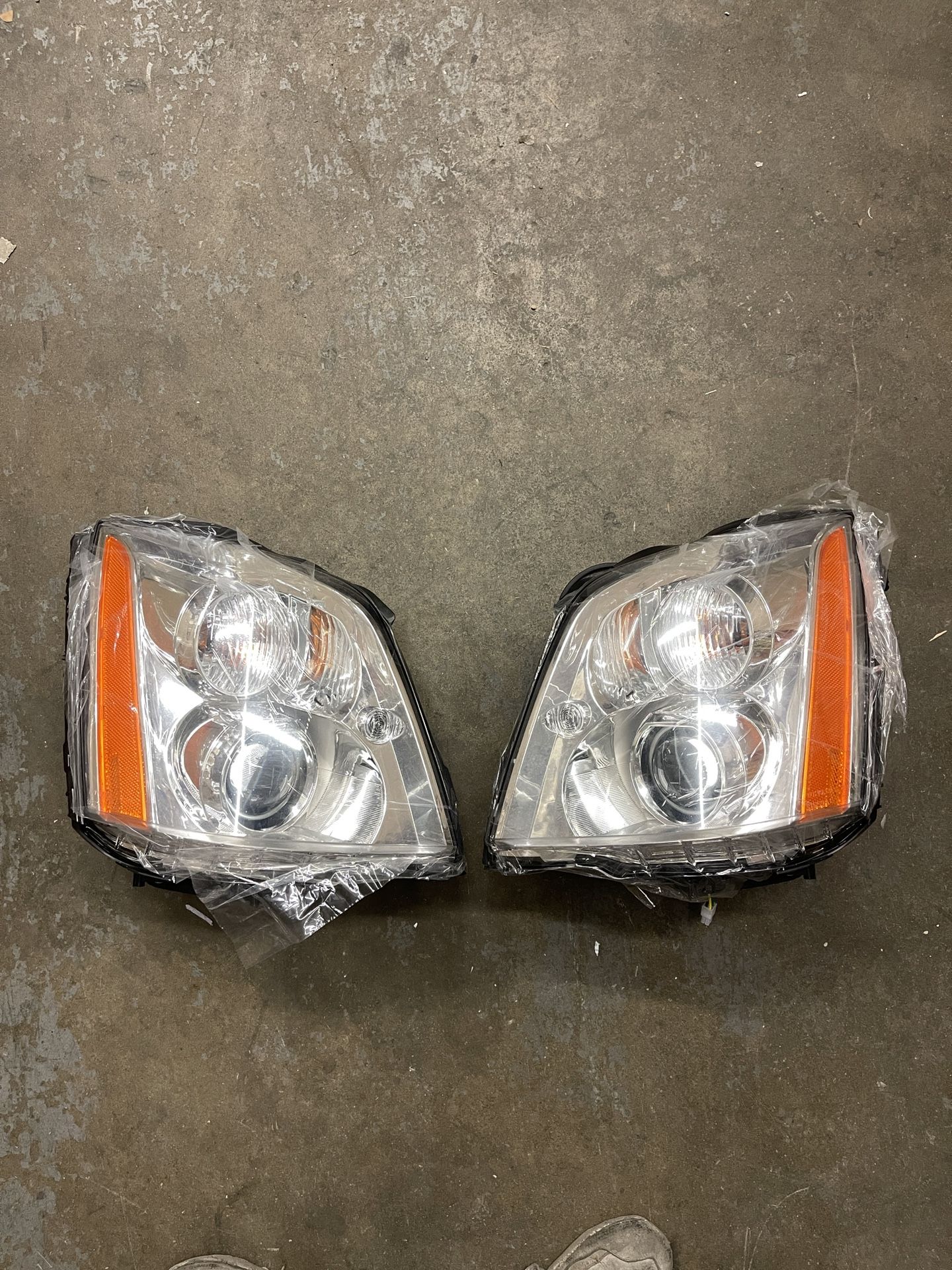Pair HID Headlights Assembly 2006-2011 Cadillac DTS 4.6L Projector Headlamps Passenger Driver Side