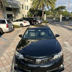 TOYOTA CAMRY SE 104450.  CLEAN TITLE IN HANDS 