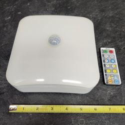 Portable Light Fixture (Westek)