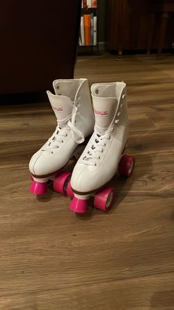 Chicago Size 7 Ladies Rink Roller Skates US Size 7 EUR Size 38 White With Pink Wheels