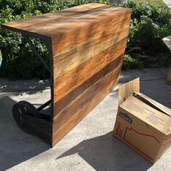 Coffee Table /Bar