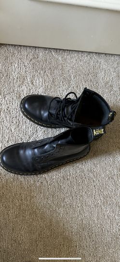 Doc Marten Boots