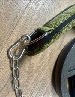 Seektop Weightlifting Dip Belt with a 25 lbs CAP  Weight Plate