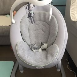 Graco Baby Swing (Soothe My Way)