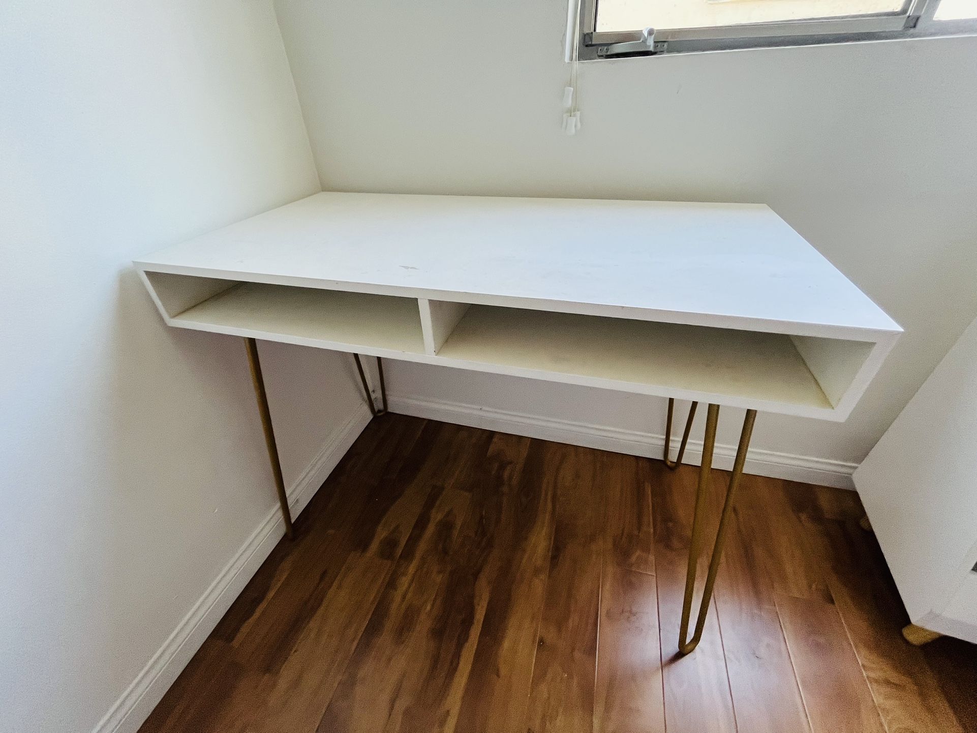 White Desk With Golden Hairpin Legs
