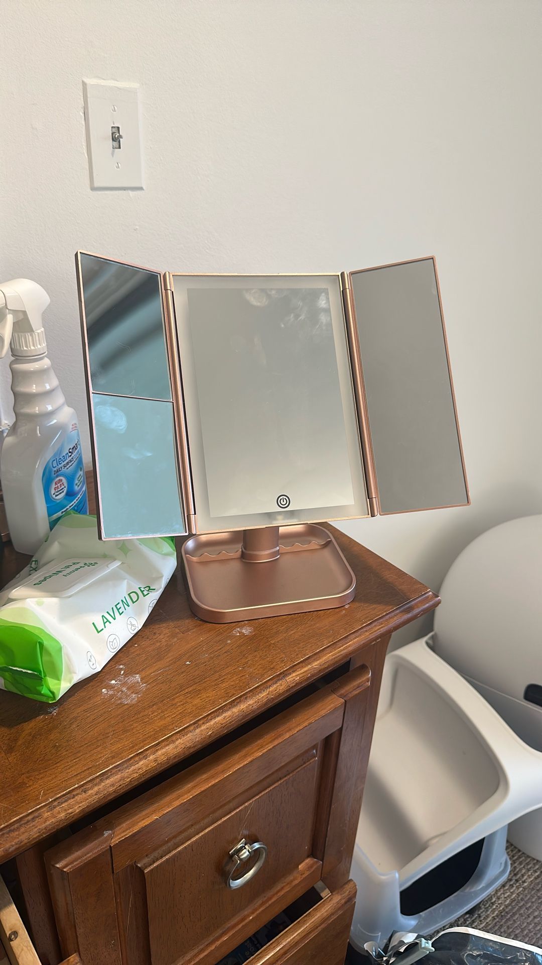 electrical makeup mirror