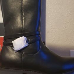 Brand New Michael Kors Boot