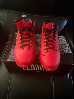 Nike lebrons 19 shoes