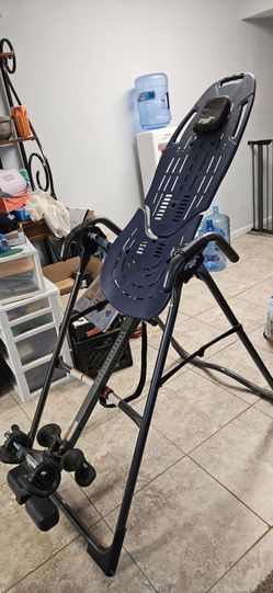Inversion table lightly used