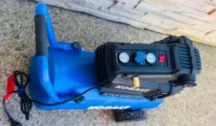 Kobalt 8-Gallon Portable Electric 150 PSI Horizontal Air Compressor