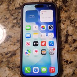 Unlocked iPhone 15 pro max. 256 GB. Excellent condition