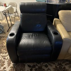 Black Leather Cheers Electric Recliner Chair