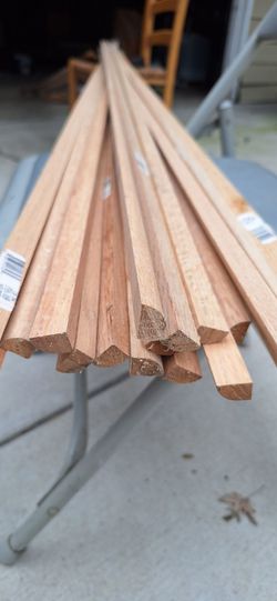 Oak shoe molding