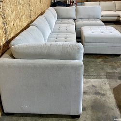 Thomasville Tisdale 6-Piece Modular Sectional with Storage Ottoman – Beige
