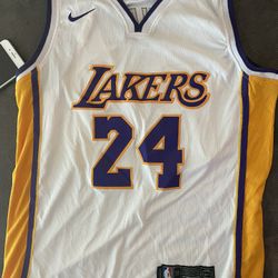 Kobe Bryant Jersey Size Large 