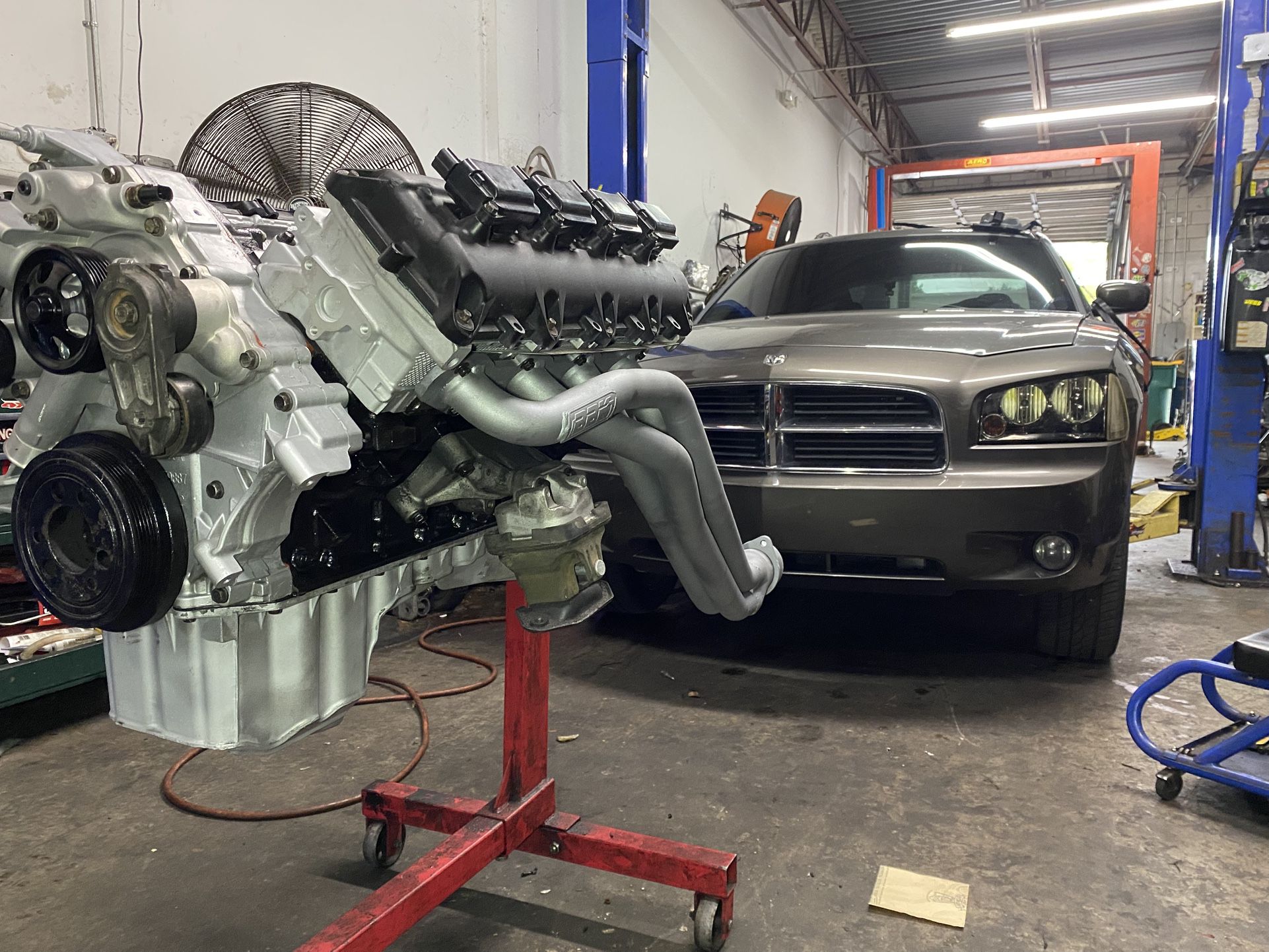 Fully Rebuilt 5.7 Hemi Engine