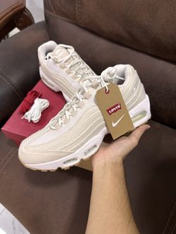 Nike Air Max 95 OG x Levis Light Orewood Brown Size 10 (BrandNew + OGAll)