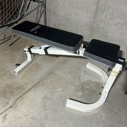 Universal Fitness Adjustable Weight Bench