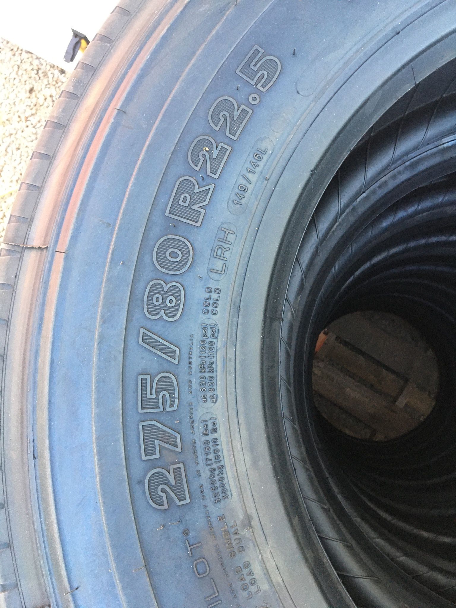 Semi truck tires michelins 275 80 22 5 rv tires pilot xze for sale in