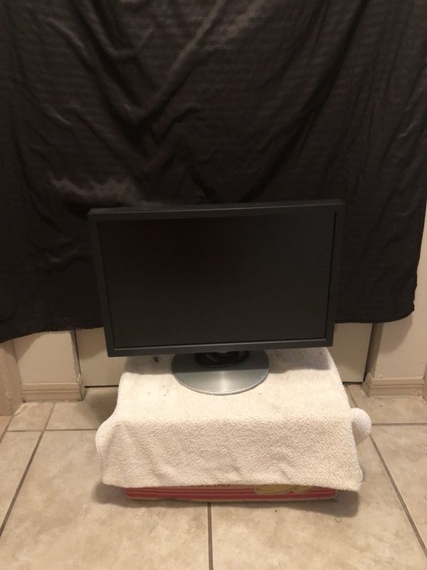 Sony sdm-p234/b blk & sliver 23” lcd monitor