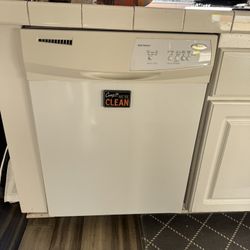 Whirlpool Dishwasher