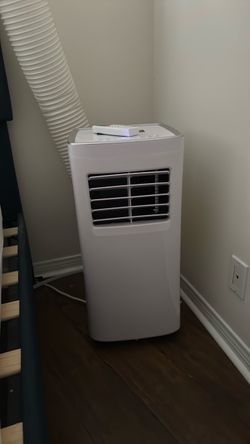 Portable Air Conditioner with Remote and Exhaust Hose