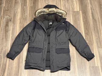 Small Men’s North Face McMurdo Parka