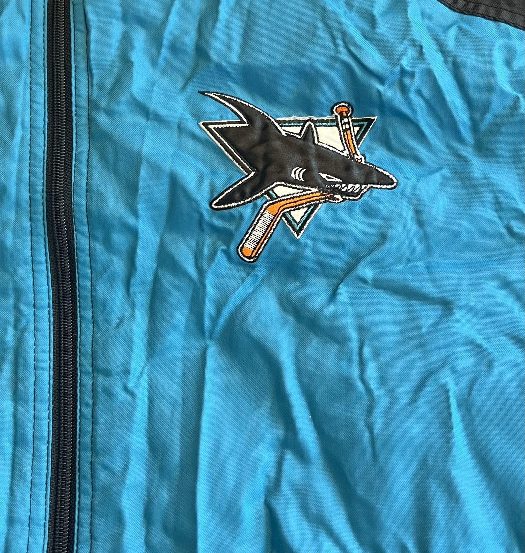 Official-Vintage G-III By Carl Banks SAN JOSE SHARKS Reversible Nylon/ Fleece( Size -Large) $100 OBO