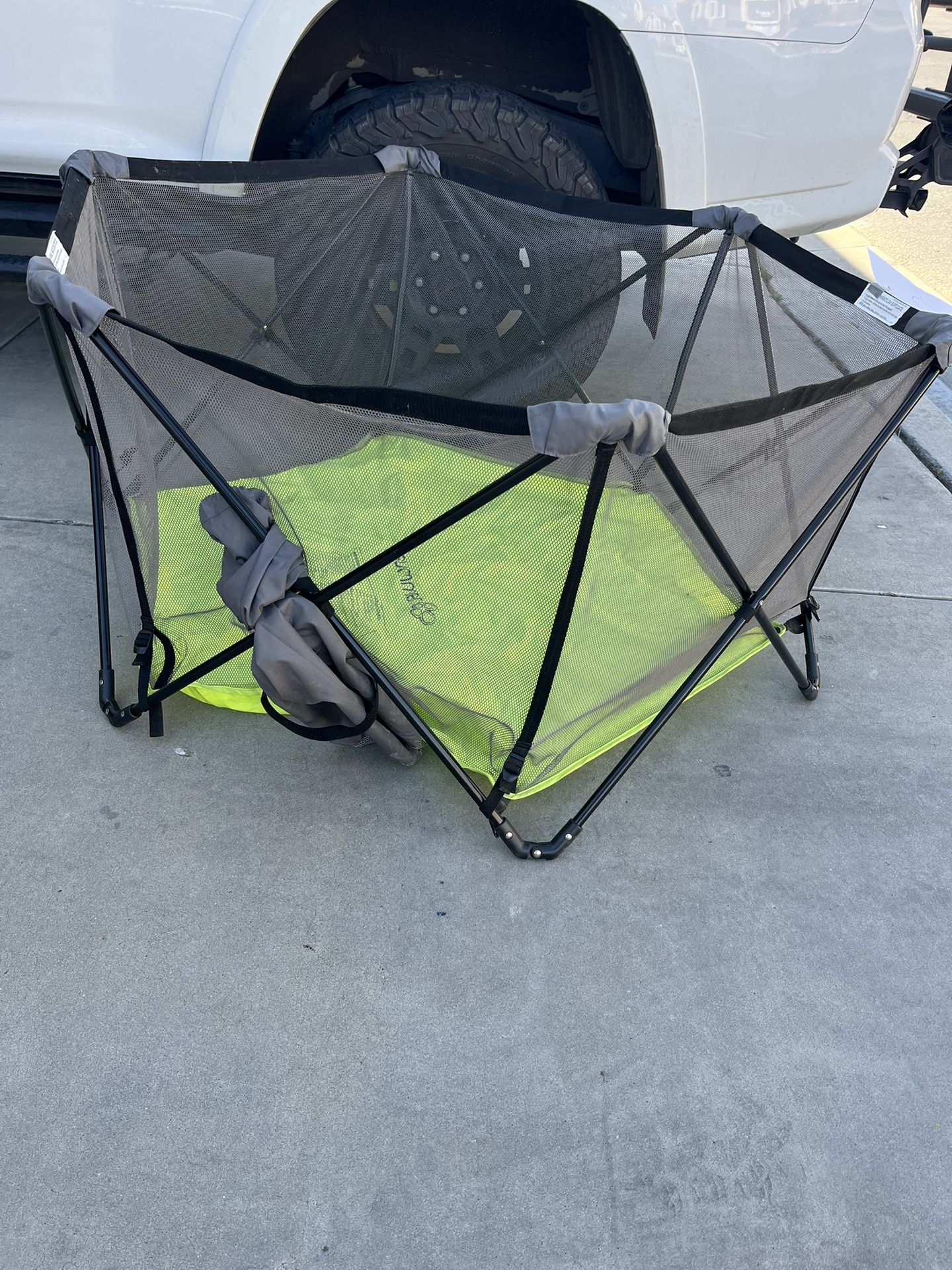 Summer Pop-up Playpen