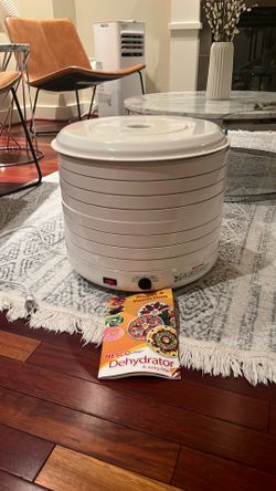 Nesco Gardenmaster Food Dehydrator