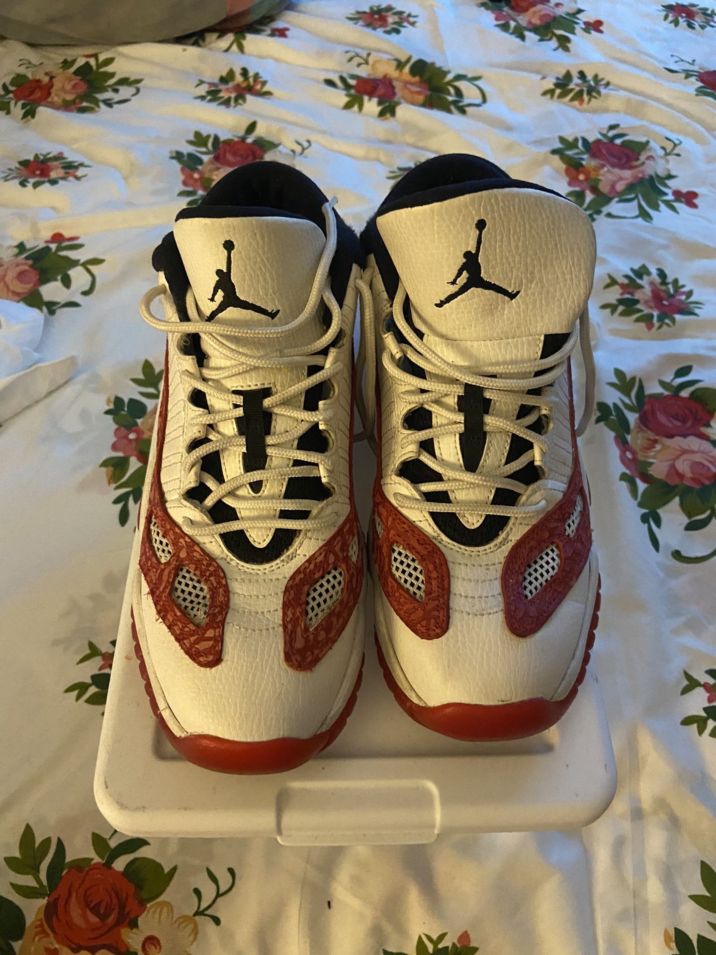 Red And White Jordans Size 6 In A Half