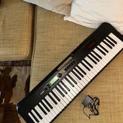 Casio Keyboard - Casiotone CT-S195