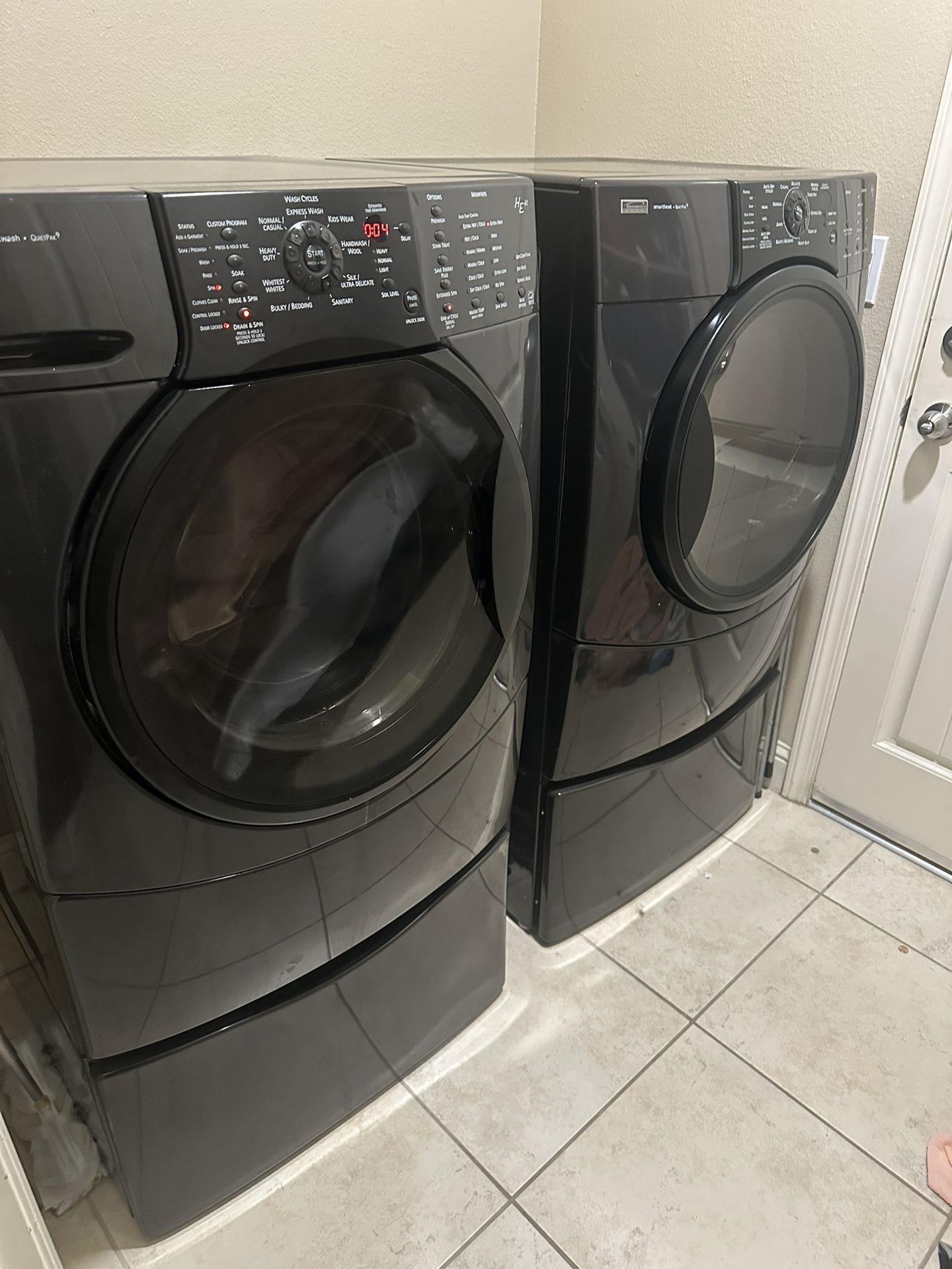 Kenmore Washer & Electric Dryer