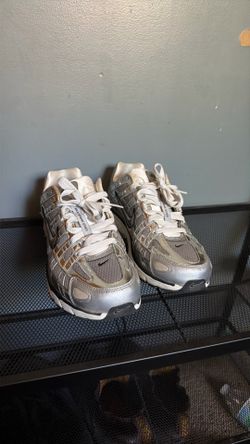 Nike p6000 size 10.5 silver