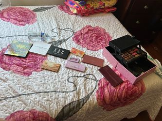 Mixed Makeup Palette Bundle Lot $80