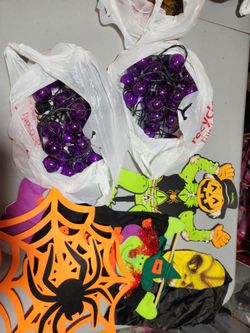 Vintage halloween items