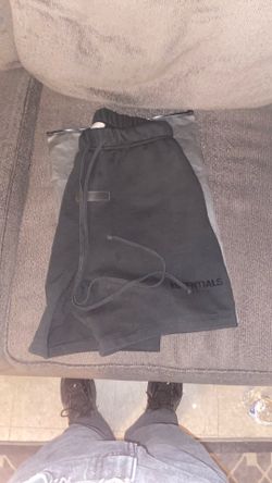 Essentials black xs