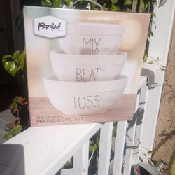 NEW MIXING BOWLS