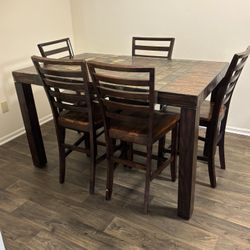 Classic Hard Wood Dinning Table 
