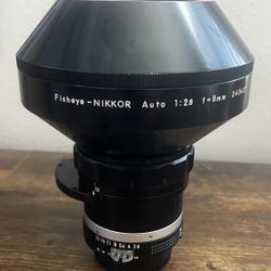 Nikon Fisheye-Nikkor Auto 2.8/8mm lens Manual Focus Mint condition
