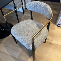4 Dining Chairs