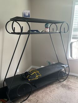 Entertainment center